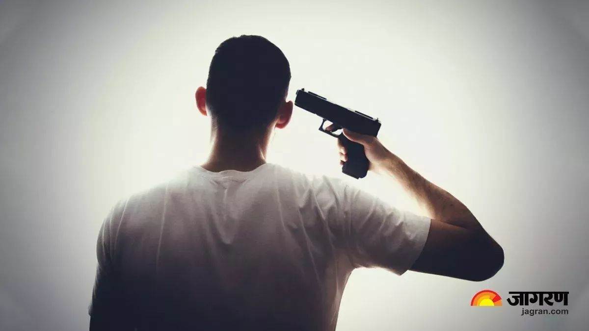 young man committed suicide by shooting himself with a revolver in urai