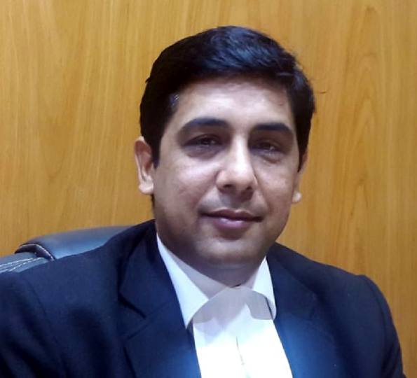 जिला बार एसोसिएशन के चुनाव की सरगर्मियां तेज Election of District Bar