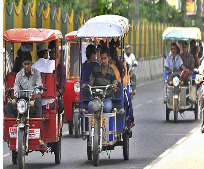 https://www.jagranimages.com/images/newimg/20022022/20_02_2022-e-rickshaw_22482709.jpg