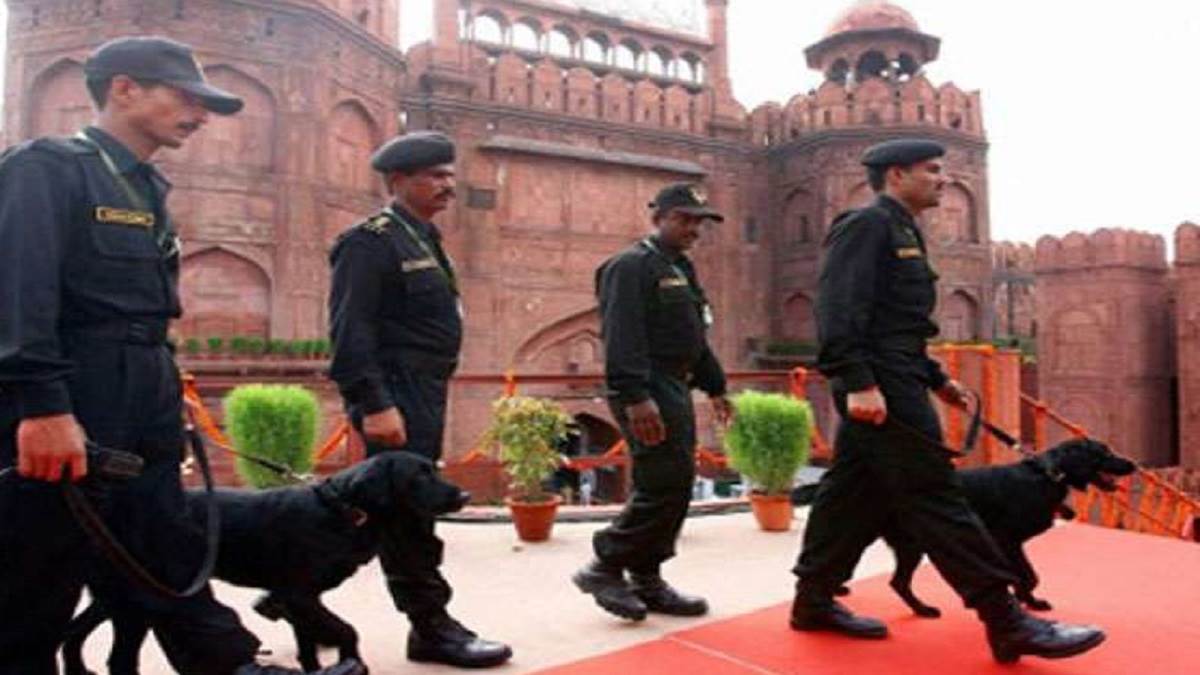 ncr 2000 red fort attack case delhi prisons department writes to city court to issue death warrant against guilty