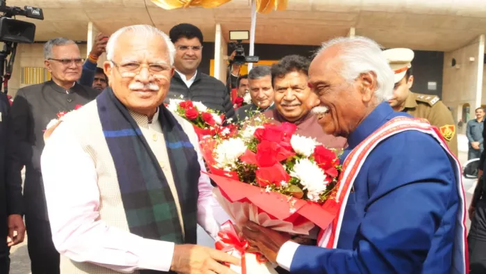 राज्यपाल दत्तात्रेय ने गिनाई सरकार की उपलब्धियां।