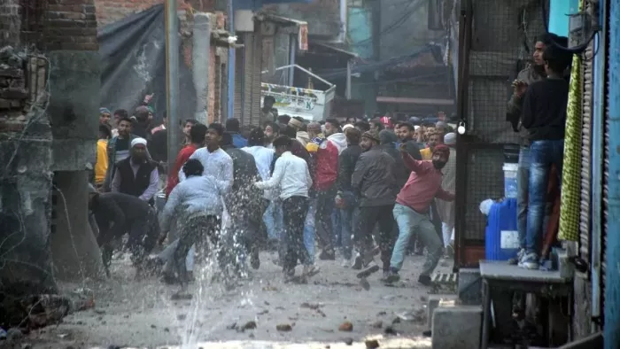 बम के लिए पेट्रोल मुहैया कराने वाला बेनकाब, हल्द्वानी बवाल के 10 और उपद्रवी गिरफ्तार; Abdul Malik अभी भी फरार