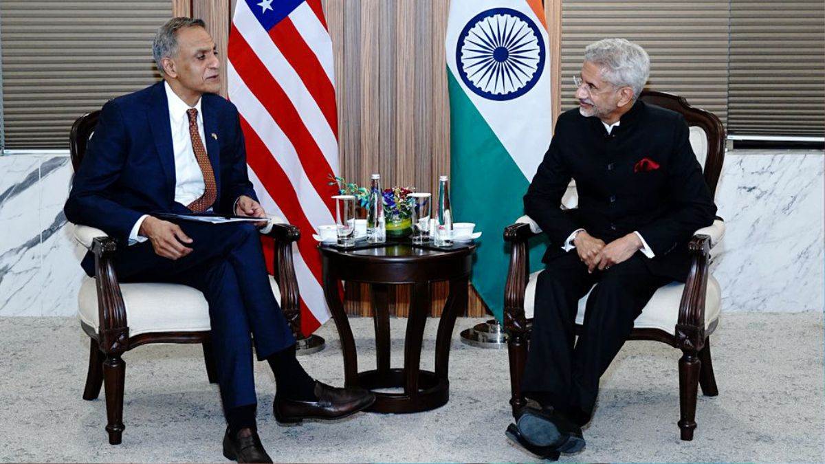 https://www.jagranimages.com/images/newimg/20022024/20_02_2024-richard_verma_and_jaishankar_23657695.jpg