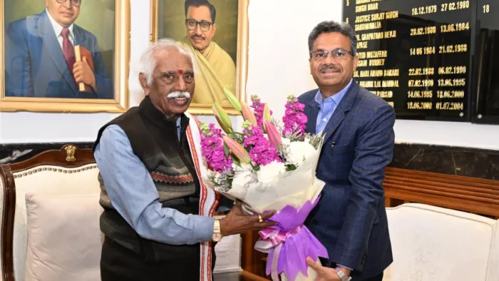 कौन हैं अनुराग रस्तोगी, हरियाणा में दूसरी बार संभाला मुख्य सचिव का ...