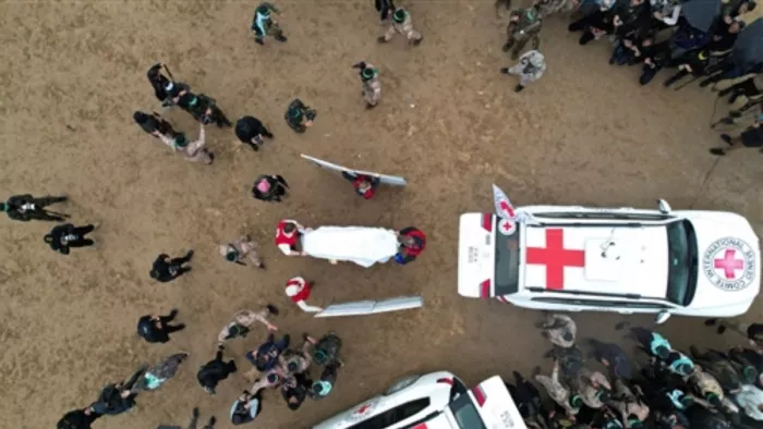 Hamas Israel War हमास ने शव सौंपे। (फोटो-रायटर)