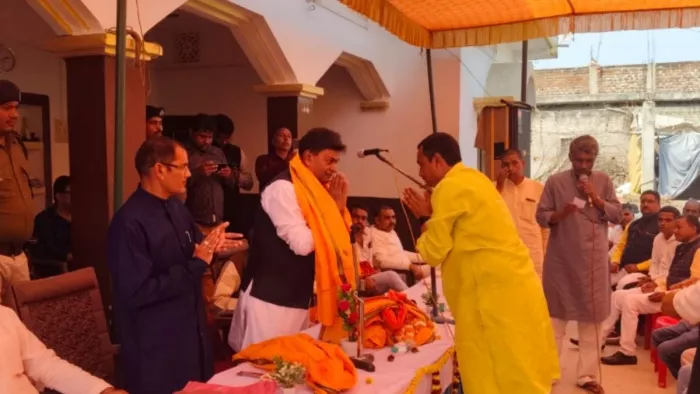 कार्यक्रम में पूर्व केंद्रीय मंत्री आरके सिंह। (फोटो जागरण)