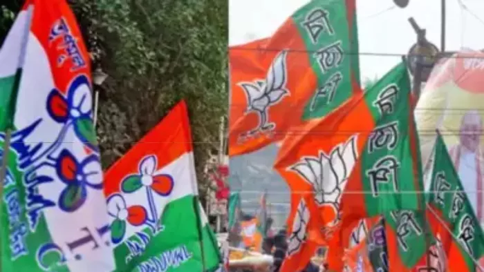 कूच बिहार में केंद्रीय मंत्री प्रमाणिक और राज्य के मंत्री की रैली के बीच भिड़े BJP-TMC कार्यकर्ता। (फाइल फोटो)