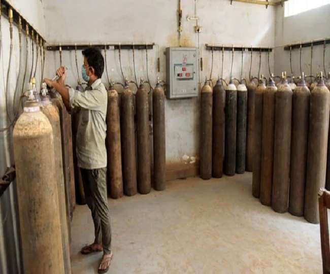 COVID-19 Oxygen Supply In Kanpur: हरिद्वार से कानपुर पहुंचा ऑक्सीजन सिलिंडर, मिला अगले 24 घंटे का बैकअप