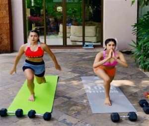Sara Ali Khan and Janhvi Kapoor workout together. photo source @saraalikhan95 instagram.