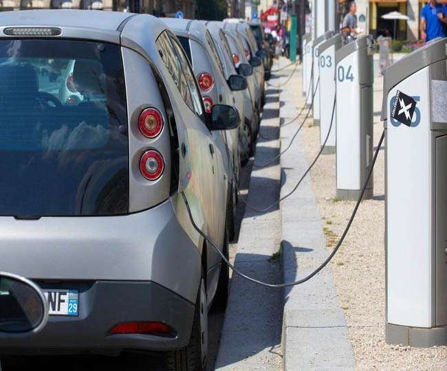 https://www.jagranimages.com/images/newimg/20042022/20_04_2022-electice_vehicle_22644108.jpg