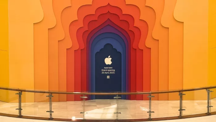 Apple CEO Tim Cook Launched India's 2nd Apple Store in Delhi