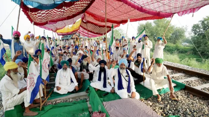किसानों के प्रदर्शन की वजह से कई ट्रेन कैंसिल (फाइल फोटो)