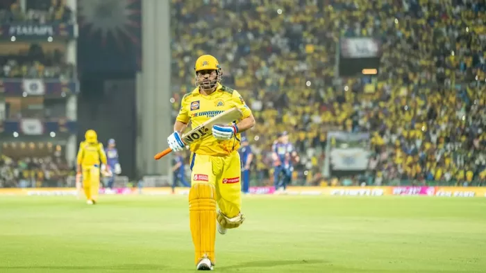 एमएस धोनी के इकाना स्टेडियम पर जोर-शोर से नारे लगे