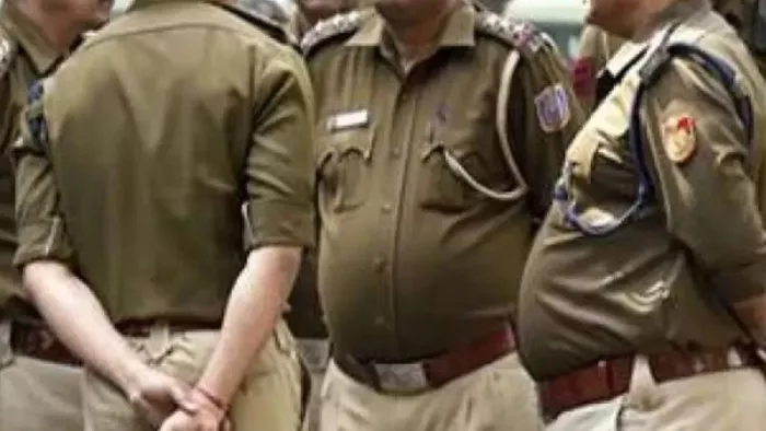 ठगी मामले में छापामारी करने गई साइबर थाने की पुलिस के साथ अभद्र व्यवहार (सांकेतिक तस्वीर)