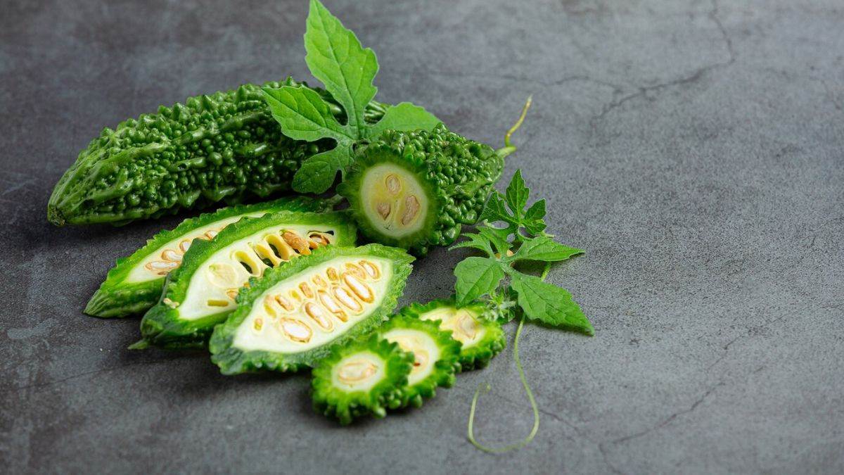 https://www.jagranimages.com/images/newimg/20042025/20_04_2025-bitter_gourd_23921749.jpg