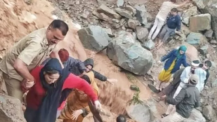 रामबन में भारी तबाही, कल बंद रहेंगे सभी स्कूल-कॉलेज। फोटो जागरण