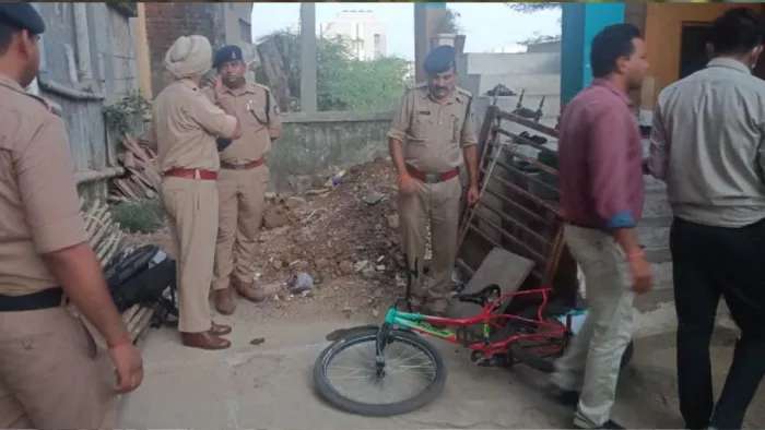 र्मदापुरम के पीलीखंती में मां-बेटी की कुल्हाड़ी से हत्या कर दी गई।(फोटो सोर्स: जागरण)