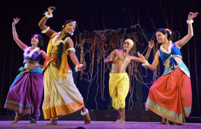 Naagari Naatak Mandali कोरोना के खल-अभिनय से रंगमंच खामोश 25 वर्ष से लगातार होने वाली वर्कशॉप भी स्थगित - Naagari Naatak Mandali theater silenced due to Corona workshop for 25 consecutive ...