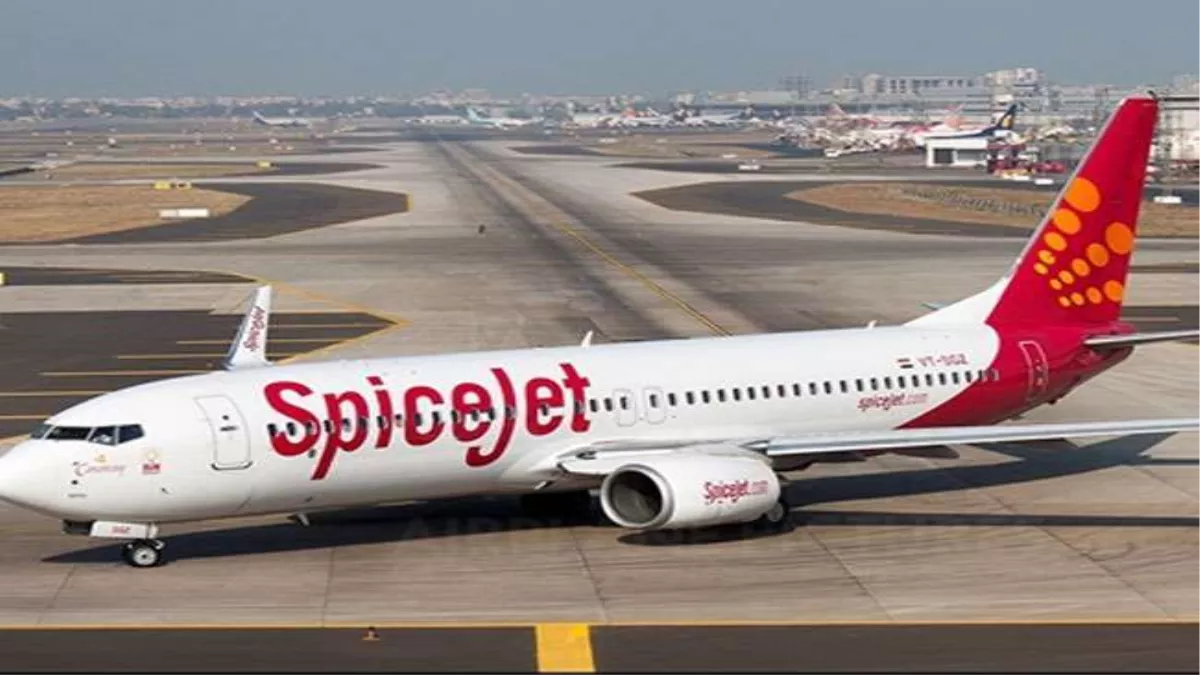 Delhi News: IGI एयरपोर्ट पर खड़े रहे स्पाइसजेट के विमान, अथारिटी ने उड़ाने भरने से रोका, जानें पूरा मामला