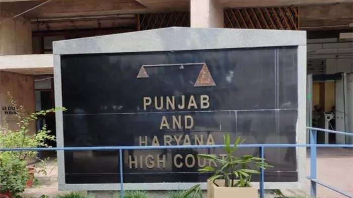 हाई कोर्ट के आदेश के बाद खतरे में पड़ी हरियाणा पुलिस में 1054 कांस्टेबल की नौकरी