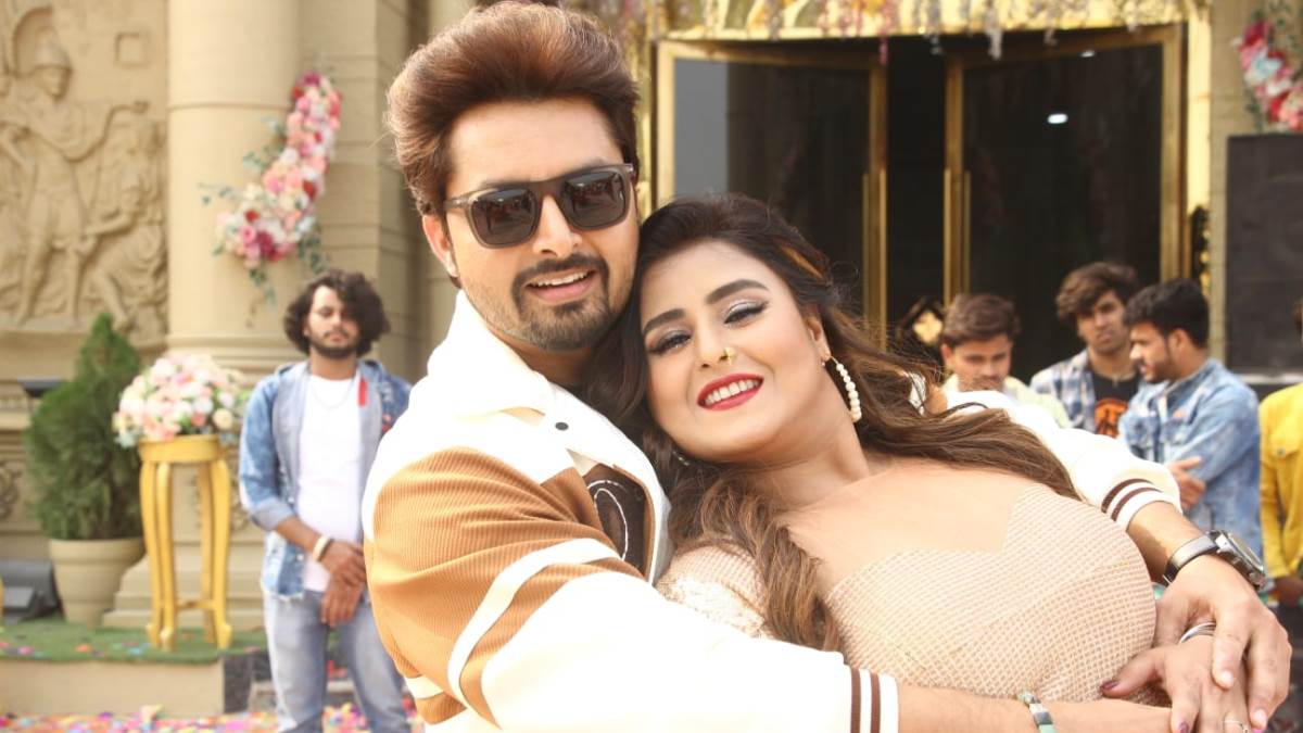 https://www.jagranimages.com/images/newimg/20052023/20_05_2023-vikrant_singh_rajput_akanksha_awasthi__23418266.jpg
