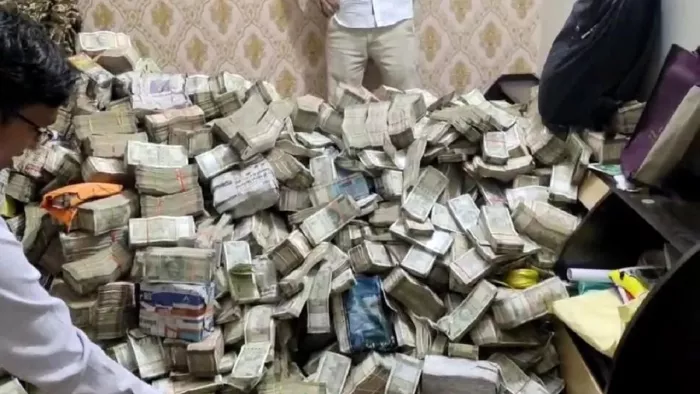 किसके हैं 32.20 करोड़? आलमगीर आलम के PS संजीव लाल ने ED के सामने खोल दी पोल (फाइल फोटो)