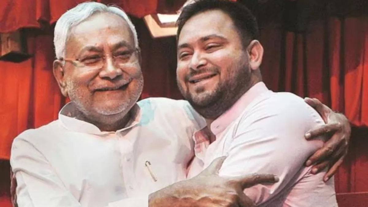 Bihar Politics: 'नीतीश कुमार मेरे साथ', चुनाव के बीच तेजस्वी यादव का दावा; इशारों में दे दिया बड़ा हिंट!