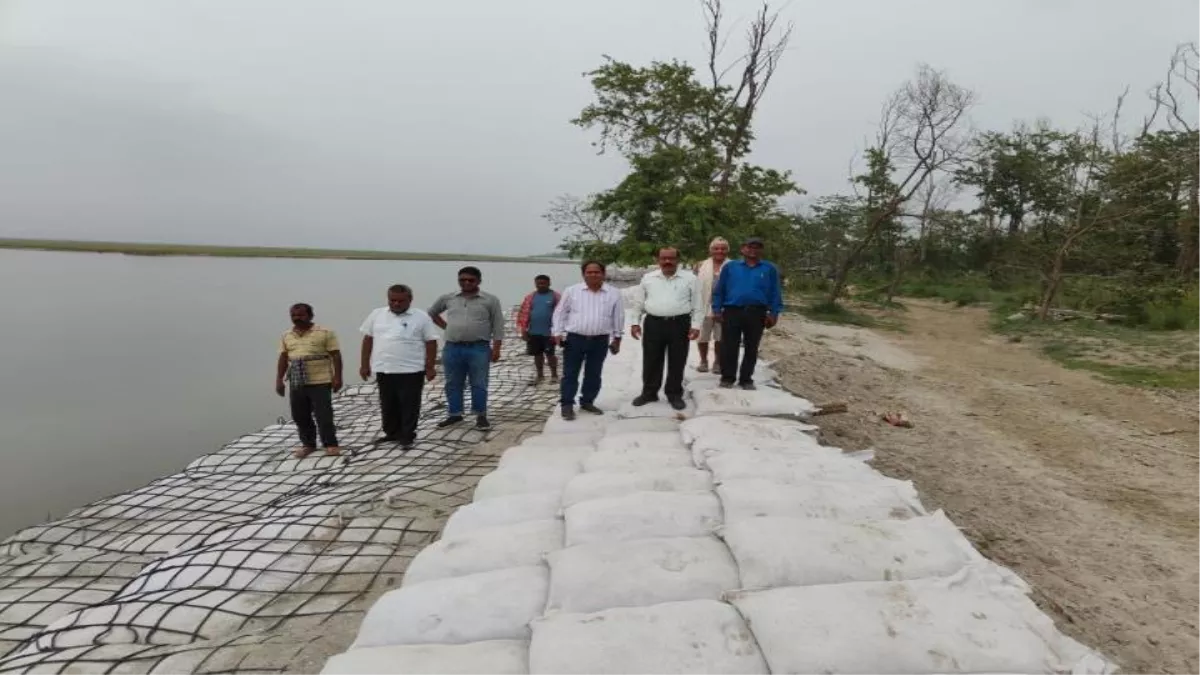 Kosi River Bihar: कोसी में उतरा लाल पानी, 118 जगहों पर चल रहा बाढ़ निरोधक कार्य; प्रशासन अलर्ट