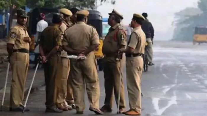 1 दर्जन पुलिस अधिकारियों का हुआ ट्रांसफर। (जागरण)