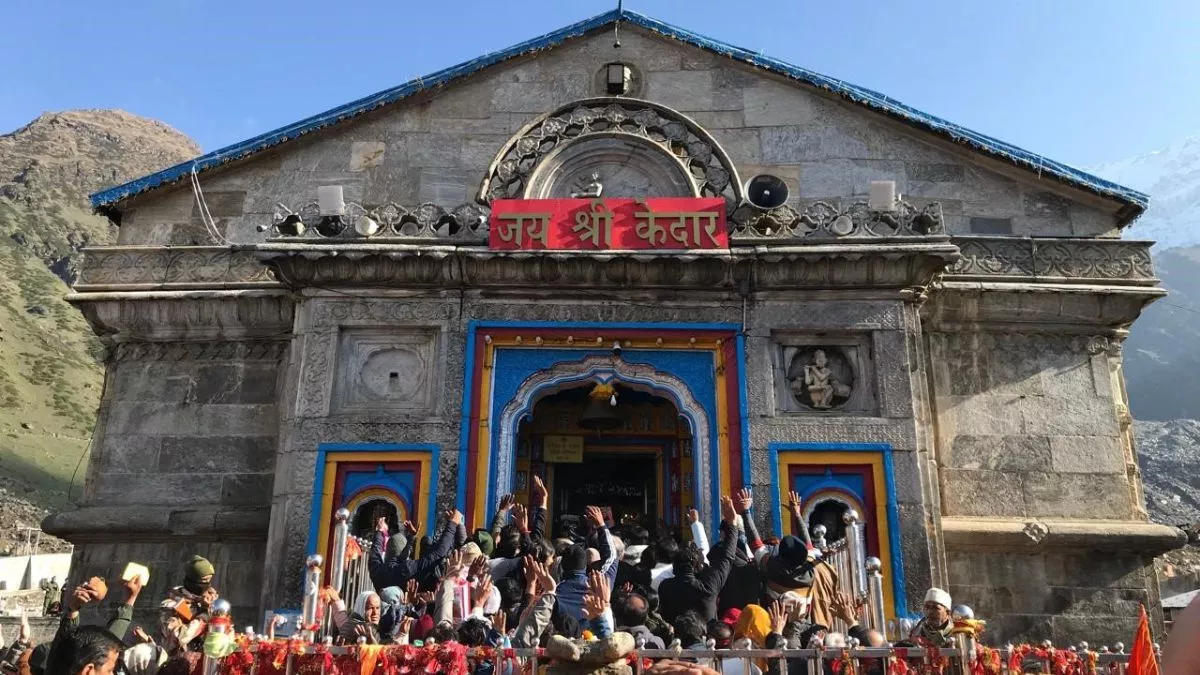 Kedarnath Dham में उमड़ा आस्था का सैलाब! रोज पहुंच रहे 24000 से ज्यादा श्रद्धालु, अब तक 4 लाख कर चुके दर्शन