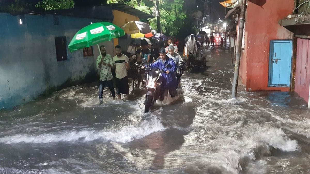 heavy rain at siliguri
