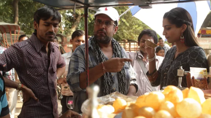 Raanjhanaa 10 Years 7 Interesting Story of Dhanush Sonam Kapoor and Aanand L Rai Romantic Film/Twitter