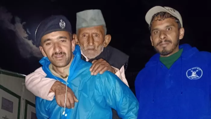 चूड़धार के जंगलों में छह घंटे भटकते रहे श्रद्धालु