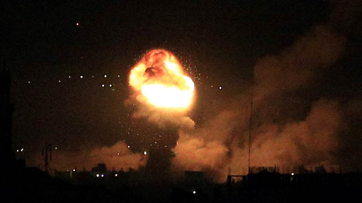 https://www.jagranimages.com/images/newimg/20062024/20_06_2024-rocket_attack_23742592.jpg