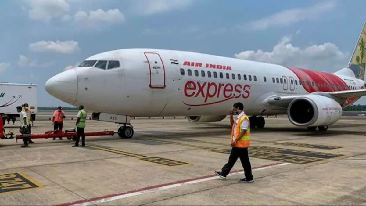 https://www.jagranimages.com/images/newimg/20062025/20_06_2025-air_india_express_23968682.jpg