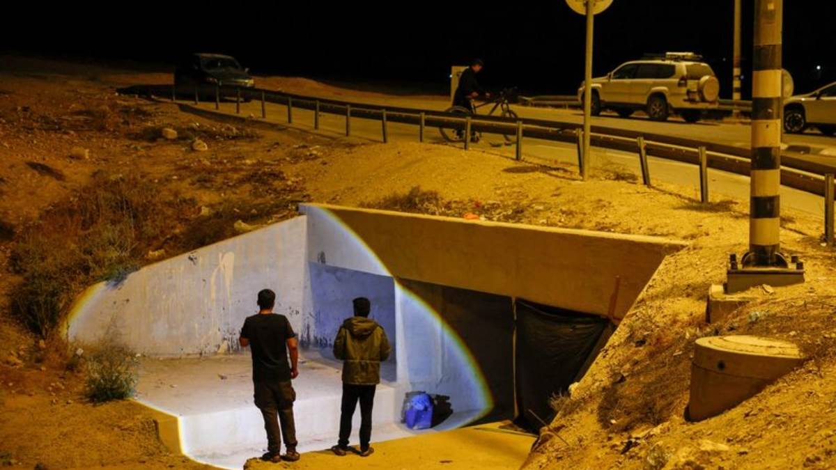 https://www.jagranimages.com/images/newimg/20062025/20_06_2025-iran_5_23968571.jpg