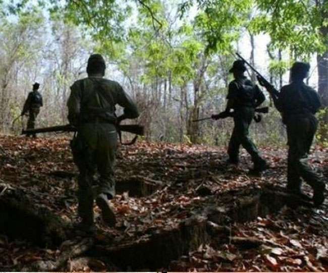अमदई घाटी के पास नक्सलियों के साथ मुठभेड़ में आईटीबीपी का 1 जवान घायल और 1 की मौत