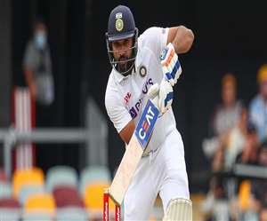 टीम इंडिया के ओपनर बल्लेबाज रोहित शर्मा (एपी फोटो)