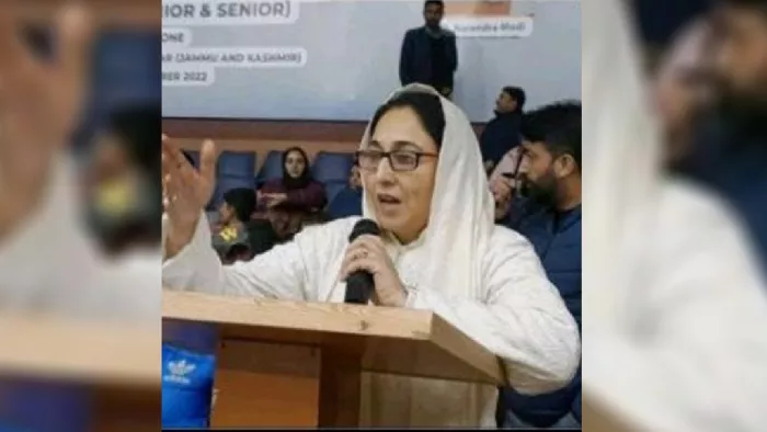 जम्मू और कश्मीर वक्फ बोर्ड की अध्यक्ष दरख्शां अंद्राबी (सोशल मीडिया)