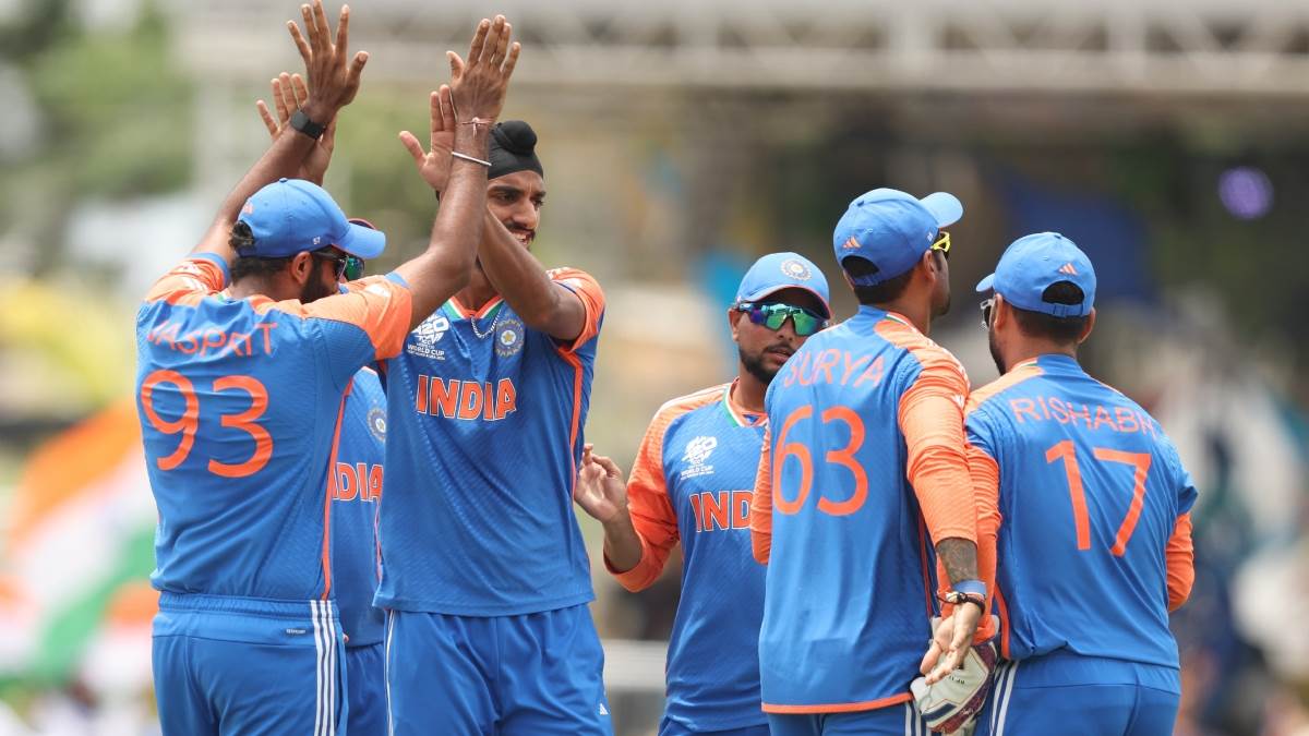 https://www.jagranimages.com/images/newimg/20072024/20_07_2024-team_india_support_staff_23762233.jpg