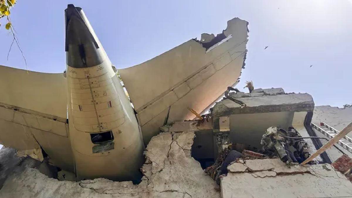 ahmedabad plane crash electrical issues not pilot error new revelation explained fuel cut off theory update