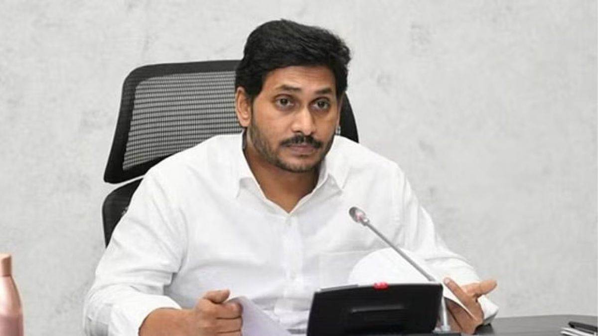 https://www.jagranimages.com/images/newimg/20072025/20_07_2025-andhra_pradesh_liquor_scam_23989832.jpg