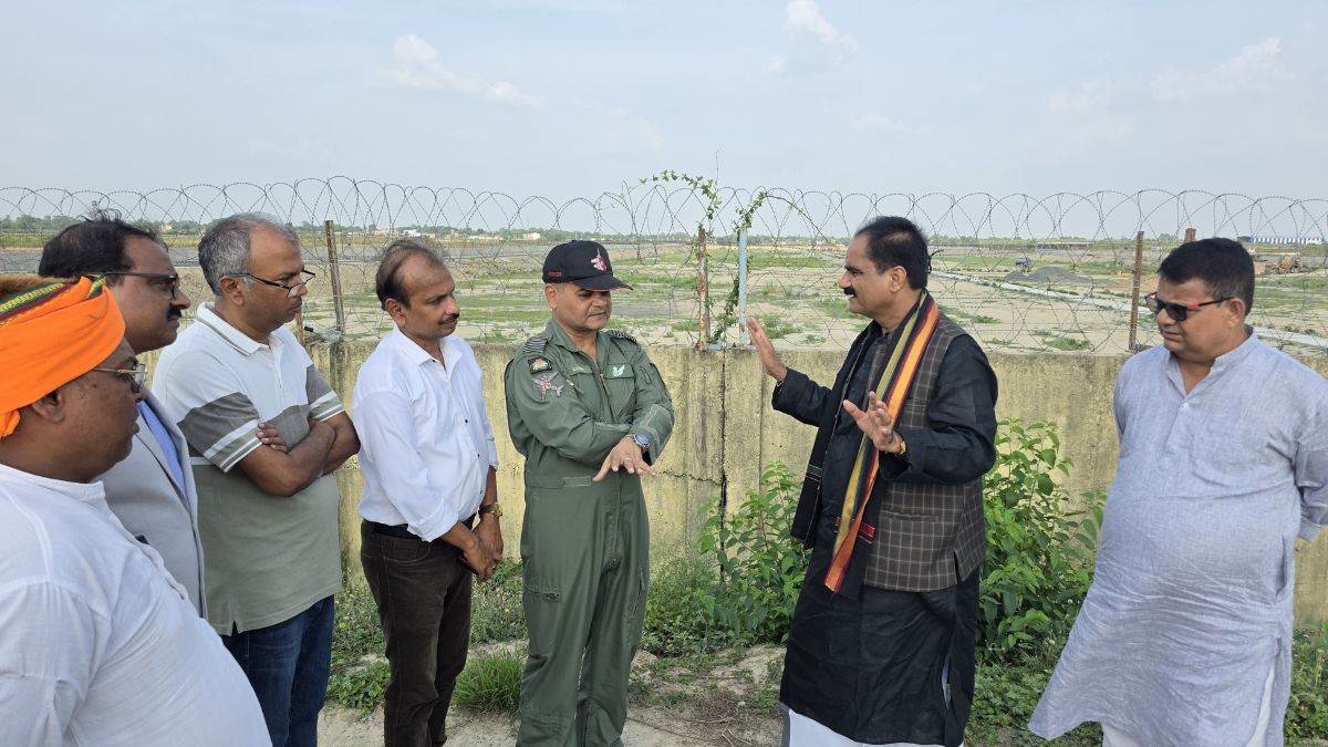 https://www.jagranimages.com/images/newimg/20072025/20_07_2025-darbhanga_airport_news_23989570.jpg