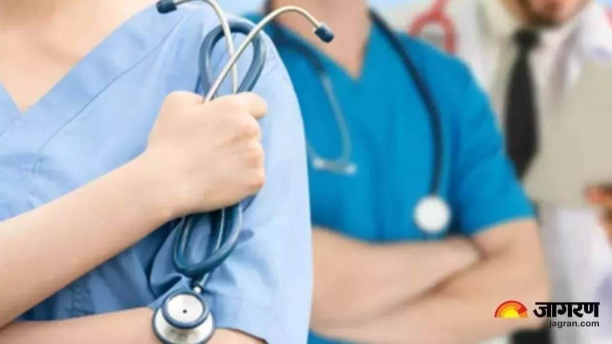 ncr new delhi city job crisis 15 doctors vie for one contractual post