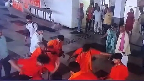 https://www.jagranimages.com/images/newimg/20072025/20_07_2025-kanwariya_news_23989145.jpg