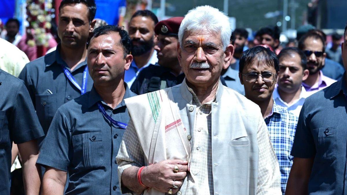 https://www.jagranimages.com/images/newimg/20072025/20_07_2025-manoj_sinha_25_23989734.jpg