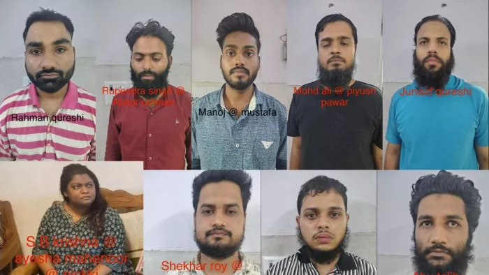 पुलिस ने गिरफ्तार किए मतांतरण के आरोपित।
