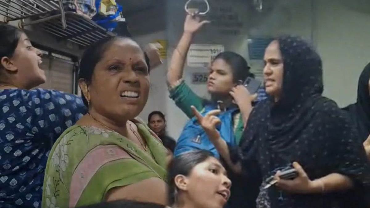 https://www.jagranimages.com/images/newimg/20072025/20_07_2025-mumbai_local_marathi_fight_23989450.jpg