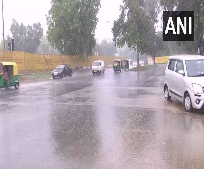 दिल्ली में शुरू हुआ बारिश का दौर, IMD ने हरियाणा-उत्तराखंड समेत इन राज्यों के लिए जारी किया अलर्ट