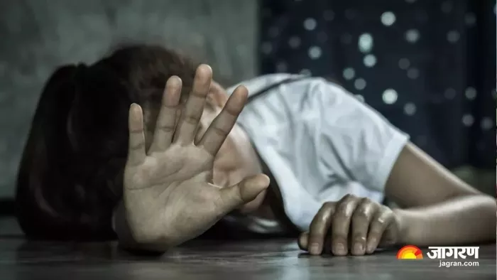 स्टेडियम में सातवीं की छात्रा के साथ किया गलत काम। (फोटो जागरण)